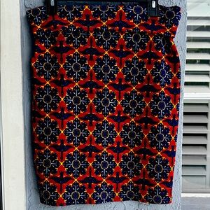 Elegant Multicolor Patterned Skirt
